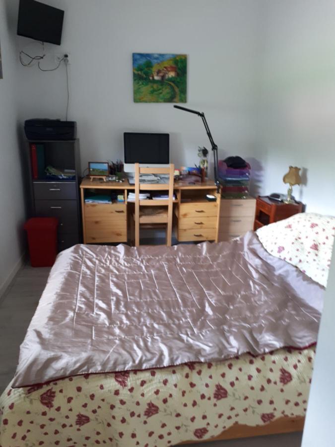 Les Ecureuils Bourguignons Apartment Montchanin Ngoại thất bức ảnh