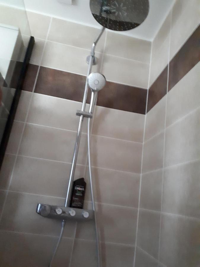 Les Ecureuils Bourguignons Apartment Montchanin Ngoại thất bức ảnh